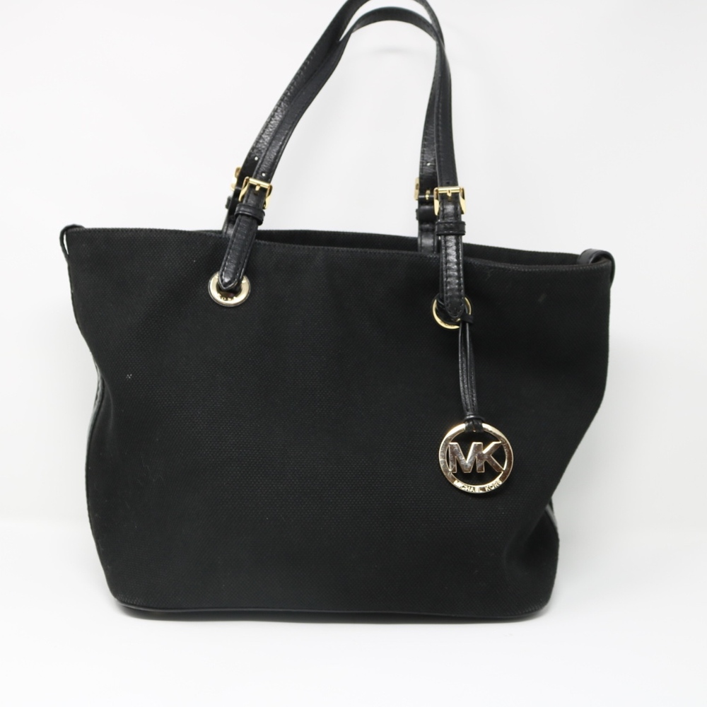 Michale Kors Purse